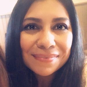 Meet your Posher, Yashmina